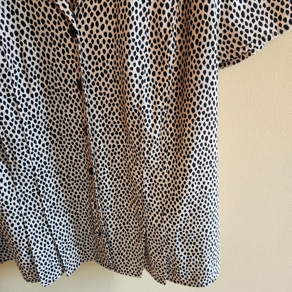 Animal Print Top sz xl - Picture 3 of 4